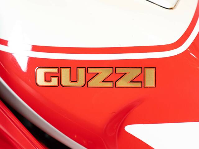 Moto Guzzi V 65 Lario