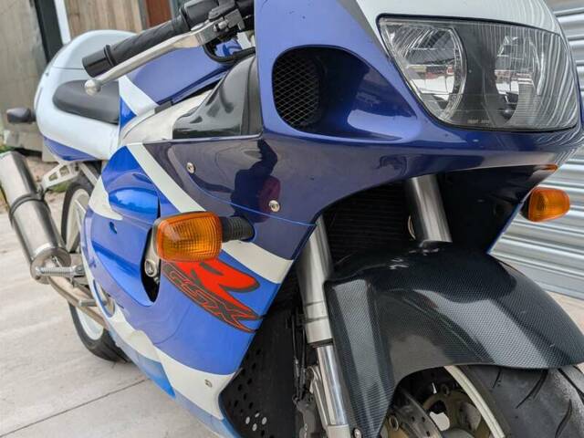 Suzuki GSX-R 750