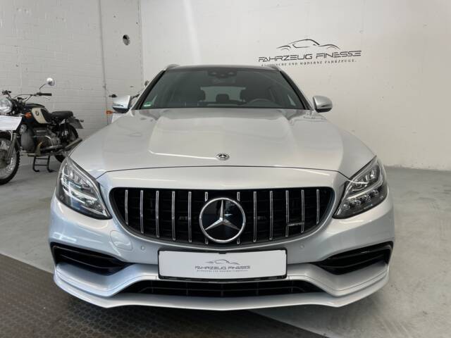 Mercedes-Benz C 63 AMG T