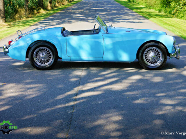 MG MGA 1500