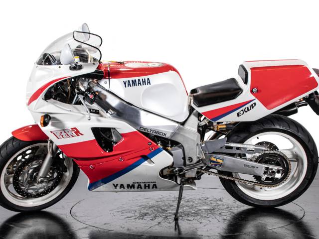 Image 1/44 de Yamaha DUMMY (1991)