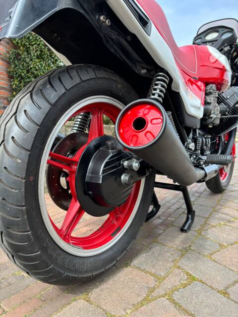 Moto Guzzi 1000 LeMans