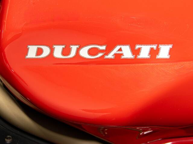 Ducati 916