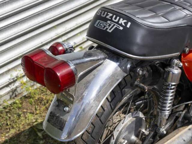 Suzuki GT 750 L