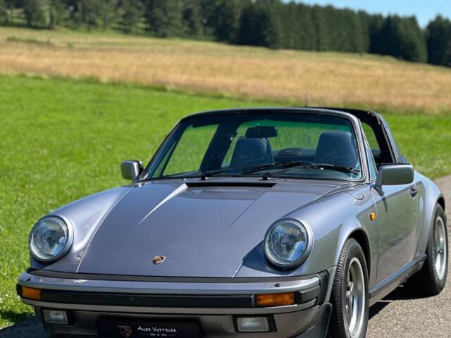 Porsche 911 Carrera 3.2 "#250.000 911"