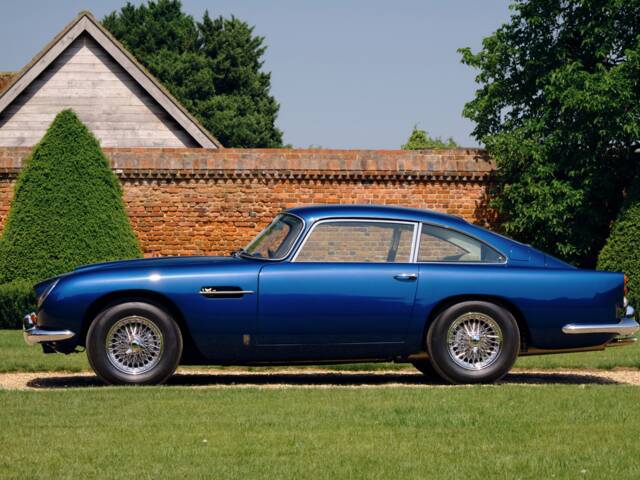Aston Martin DB 5