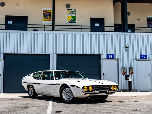 Afbeelding 1/22 van Lamborghini Espada 400 GT (1974)