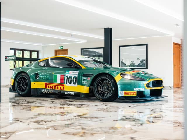 Aston Martin DBR9 GT1