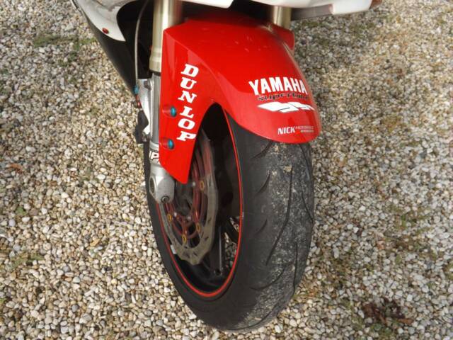 Yamaha YZF 1000 R1