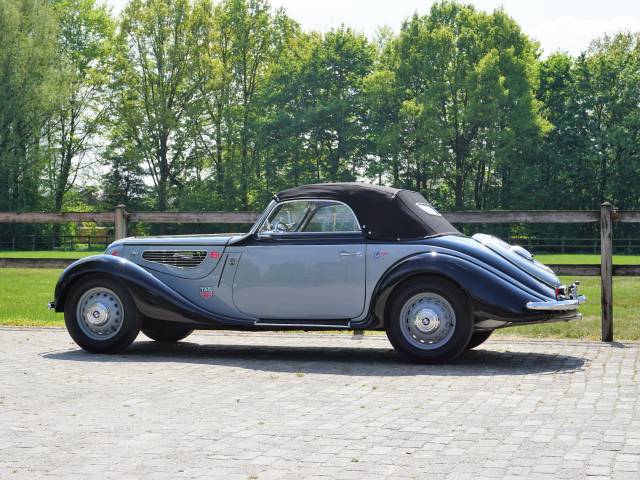 BMW 327