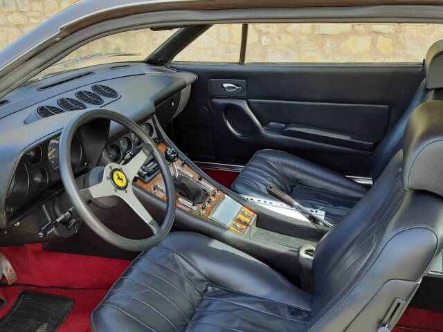 Ferrari 365 GT4 2+2