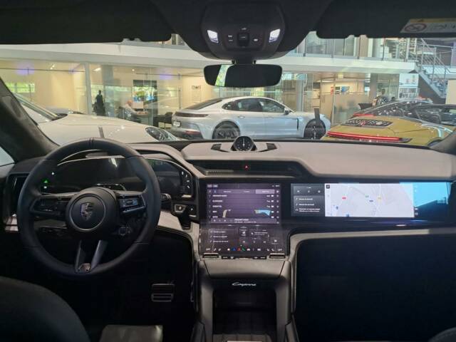 Porsche Cayenne Electric Turbo