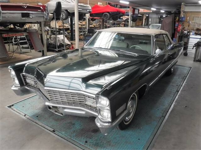 Image 1/50 de Cadillac DeVille Convertible (1967)