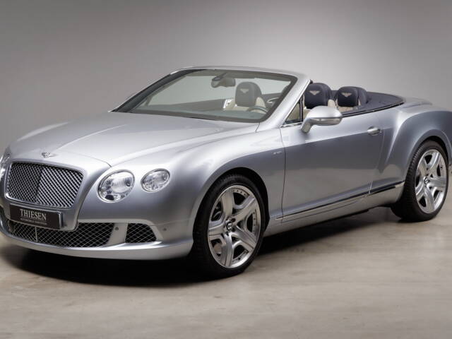 Image 1/41 of Bentley Continental GTC W12 (2014)