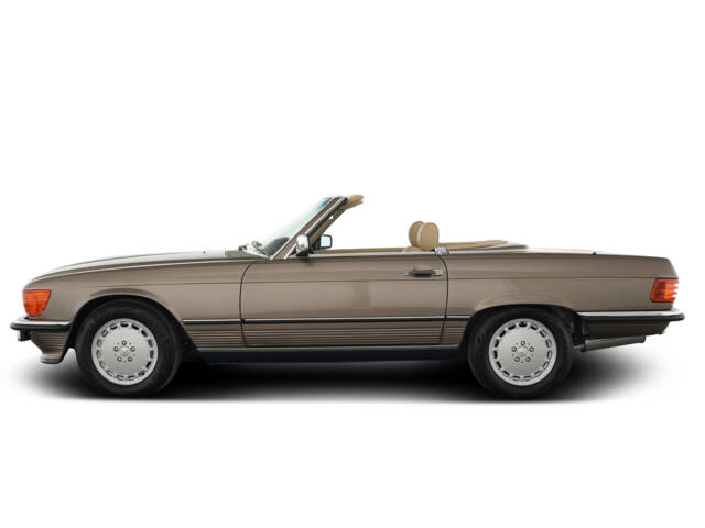 Mercedes-Benz 560 SL