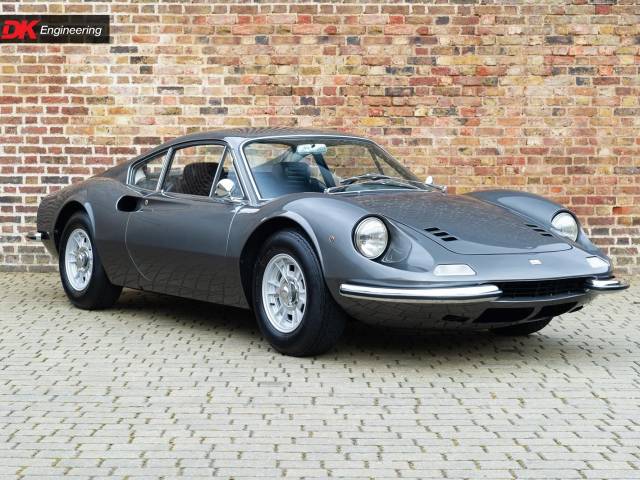 Image 1/21 de Ferrari Dino 246 GT (1970)