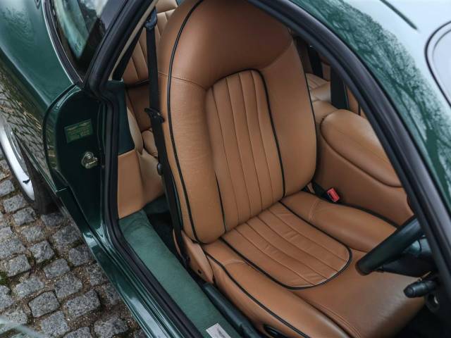 Aston Martin DB 7 Vantage