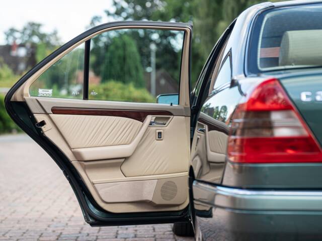 Mercedes-Benz C 280