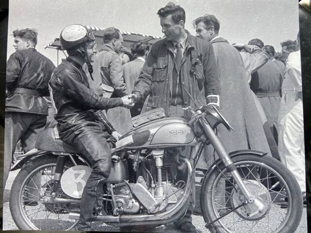 Norton International Model 40