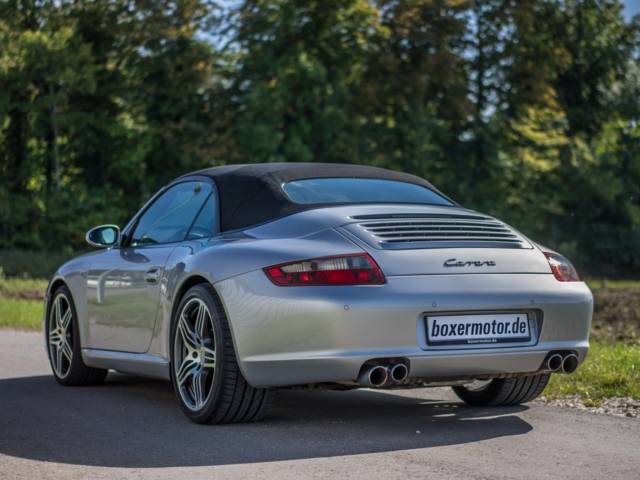 Porsche 911 Carrera