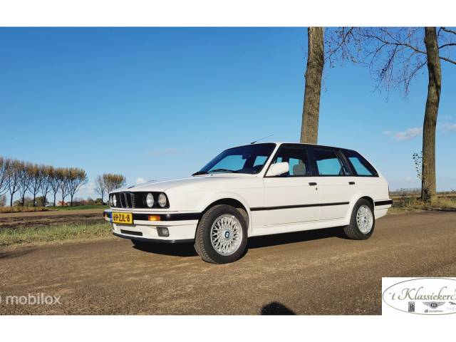 Afbeelding 1/35 van BMW 325ix Touring (1991)