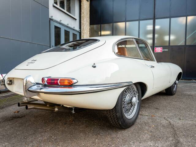 Jaguar E-Type 4.2