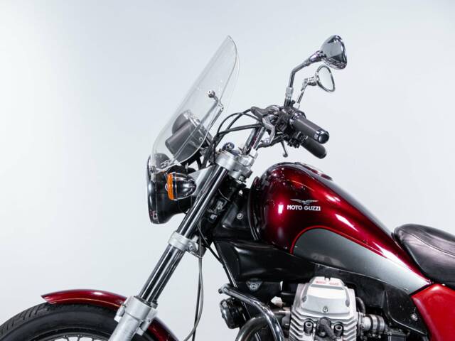 Moto Guzzi Nevada 750