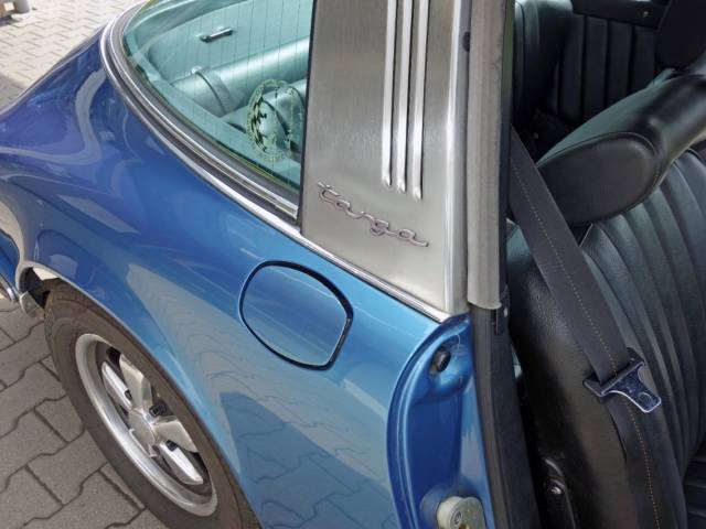 Porsche 911 2.4 T