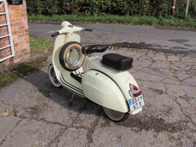 Piaggio Vespa 150 Super