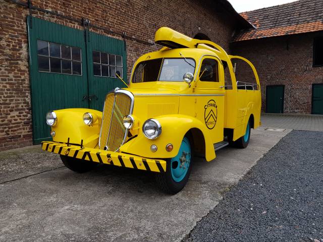 Bild 1/34 von Citroën Typ 23 R (1949)