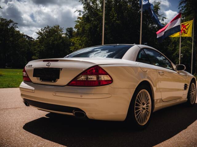 Mercedes-Benz SL 550