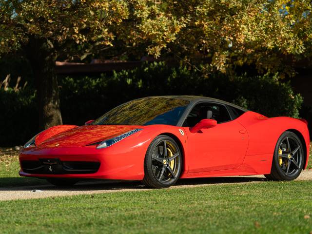 Image 1/47 of Ferrari 458 Italia (2012)