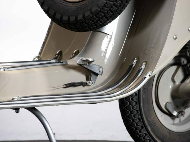 Piaggio Vespa 125