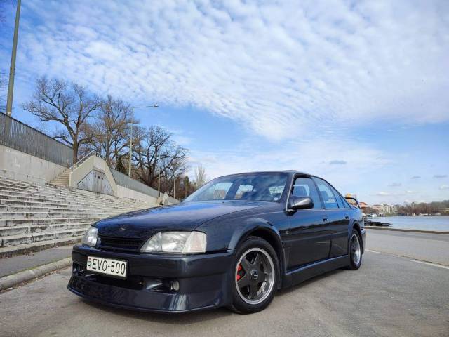 Bild 1/4 von Opel Omega 3000 24V (1992)