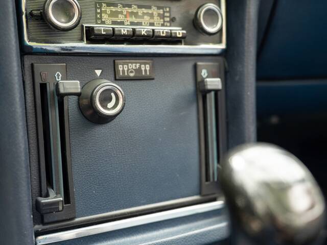 Mercedes-Benz 280 SL