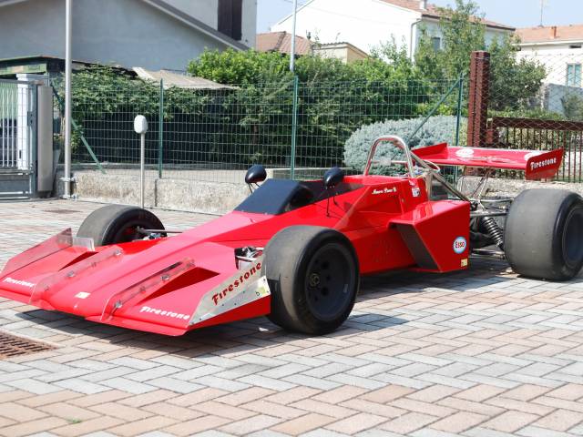 Image 1/4 of Brabham BT40 F2 (1973)
