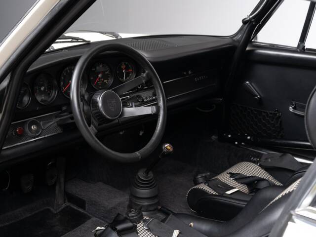Porsche 911 2.2 S
