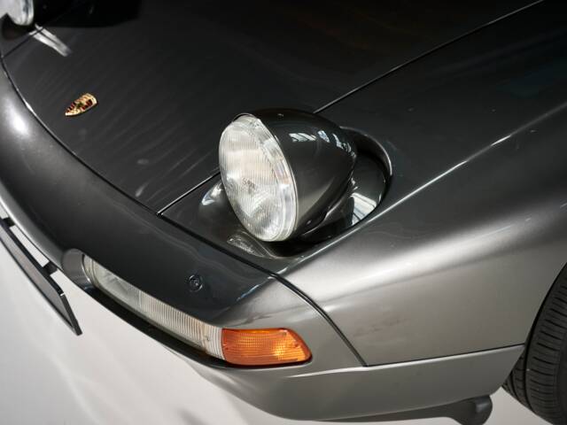 Porsche 928 S4