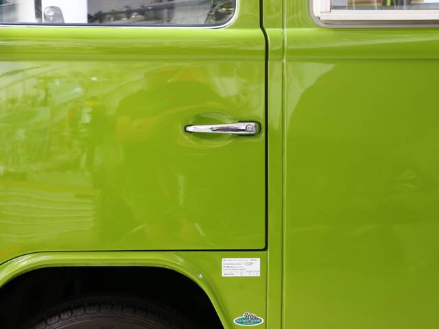 Volkswagen T2b Camper