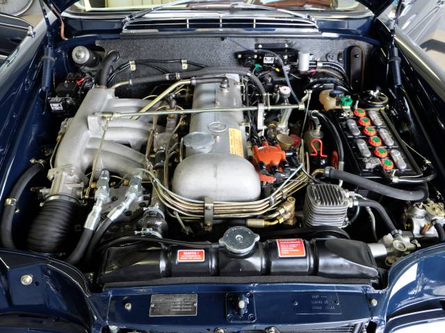 Mercedes-Benz 300 SE