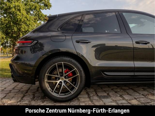Porsche Macan S