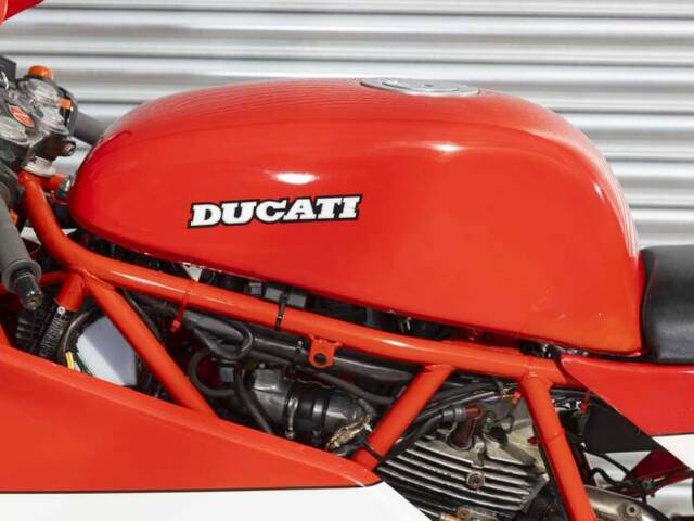 Ducati 900 Supersport