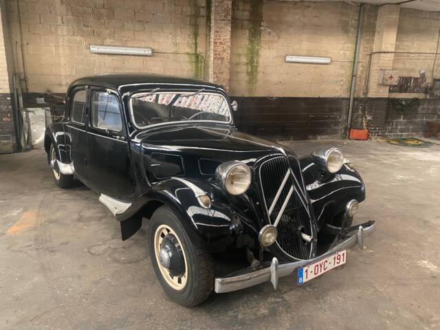 Imagen 1/9 de Citroën Traction Avant 11 B (1938)