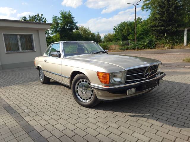 Image 1/43 of Mercedes-Benz 560 SL (1988)