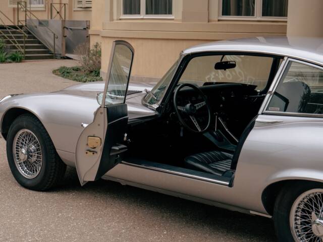 Jaguar E-Type V12 (2+2)