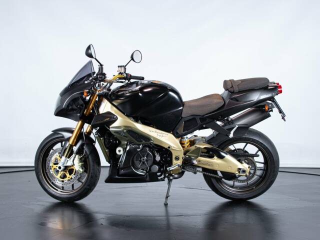 Image 1/50 de Aprilia DUMMY (2002)