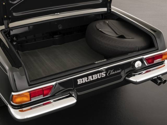 Mercedes-Benz 280 SL