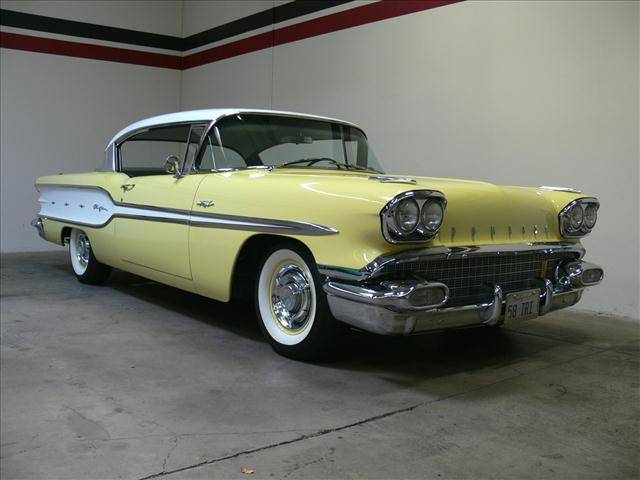 Image 1/40 of Pontiac Chieftain (1958)