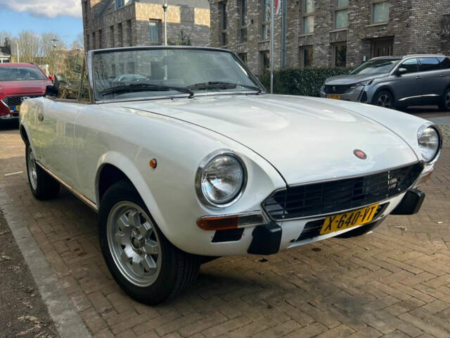 Afbeelding 1/5 van FIAT 124 Spider CS2 (1979)