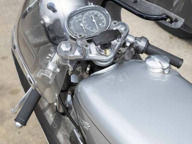 Honda CB 77